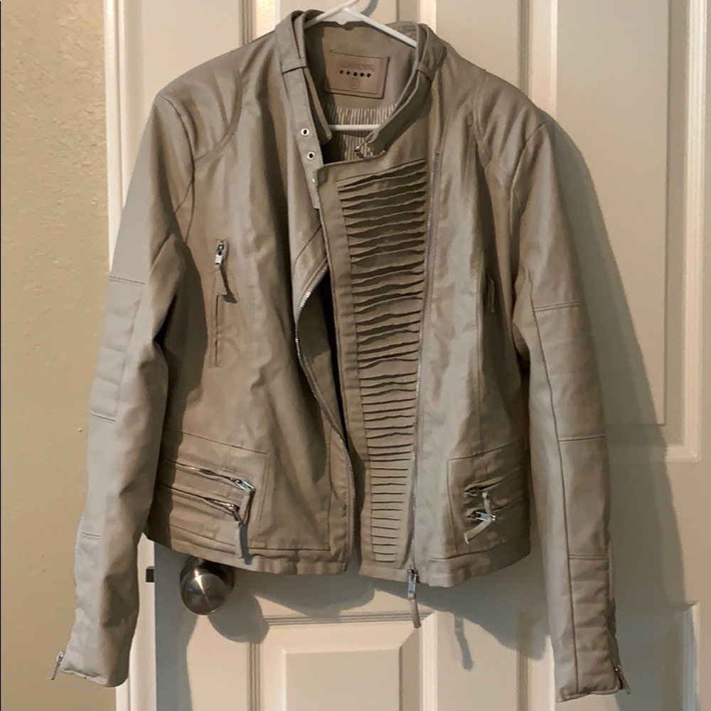 Blank NYC Vegan Leather Moyock Bomber Jacket - L